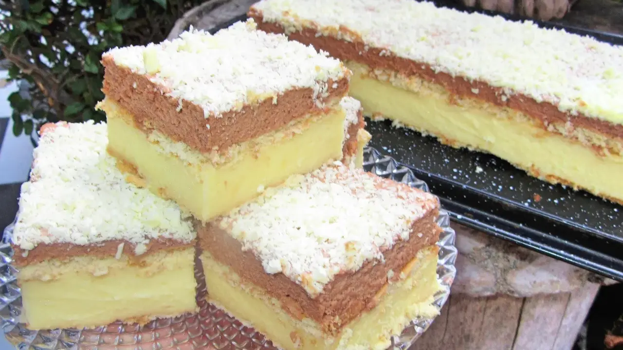 Pyszne ciasto napoleon, idealne na każdą okazję. Ten przepis na ciasto napoleon zachwyci każdego!