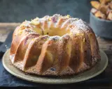 Złocista babka z cytrynową skórką i cukrem pudrem, idealna na niedzielny deser. Ten przepis na babkę zachwyci każdego!