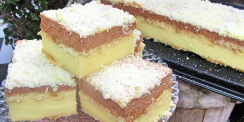 Pyszne ciasto napoleon, idealne na każdą okazję. Ten przepis na ciasto napoleon zachwyci każdego!