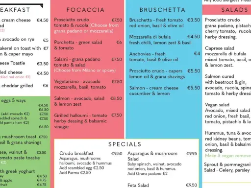 Menu z Malty: śniadania, focaccie, bruschetty, sałatki. Sprawdź, ile kosztuje obiad na Malcie, np. sałatka z prosciutto za €9.50.