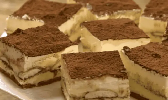 Pyszne ciasto kapitańskie, idealne na deser. Ten przepis na ciasto kapitańskie zachwyci każdego!